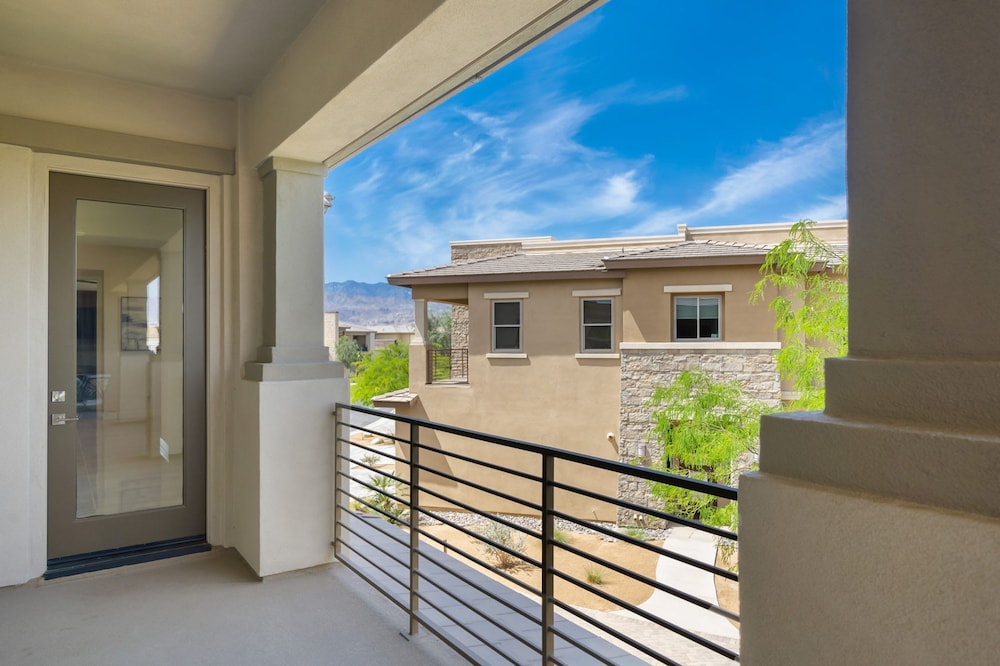 A Luxurious Oasis Experience in Desert Palm