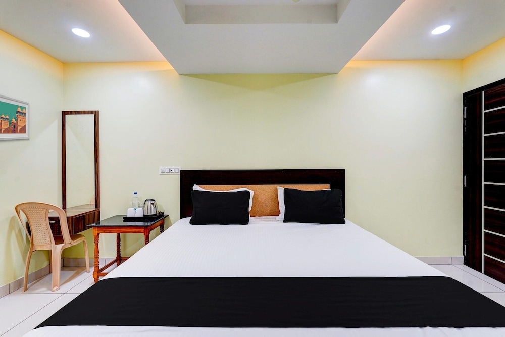Super Hotel O Perungalathur