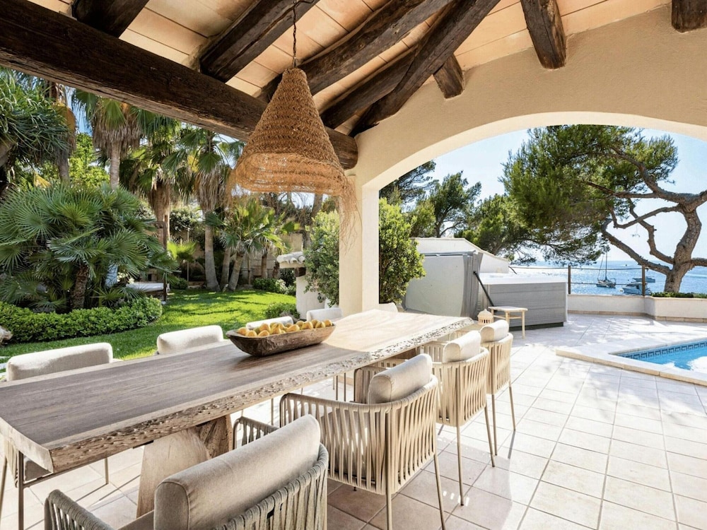 Holiday Home in Charming Decor