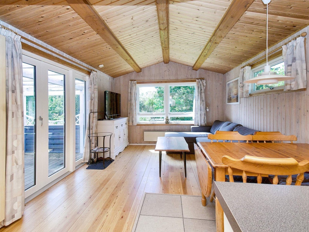 Quaint Holiday Home in Hovedstaden near Sea view 5