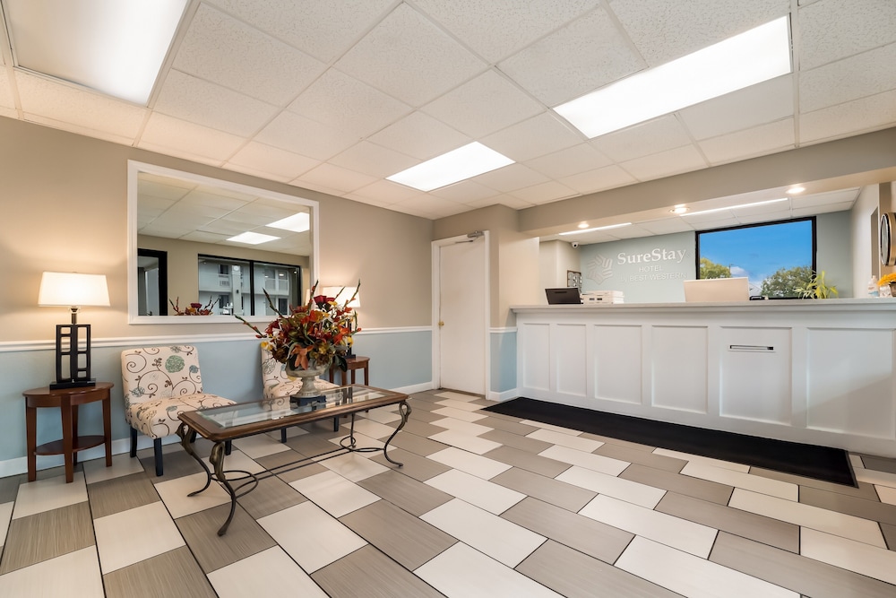 Atlanta Vacations - SureStay Hotel by Best Western Columbus Downtown - Property Image 3