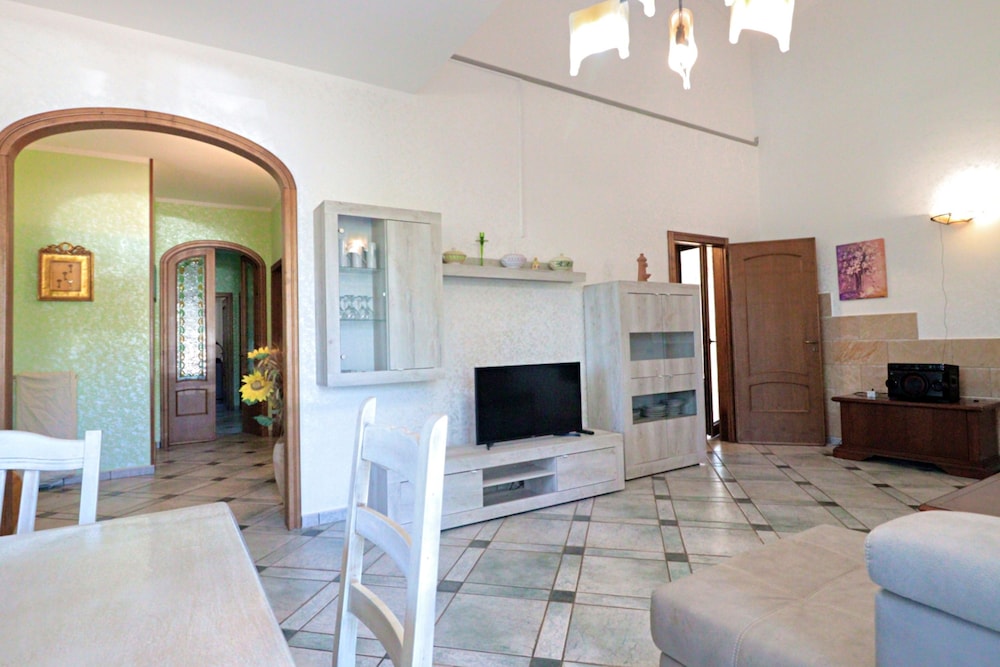Villa Velisia - Con Ampia Piscina E Campo Da Gioco Privato