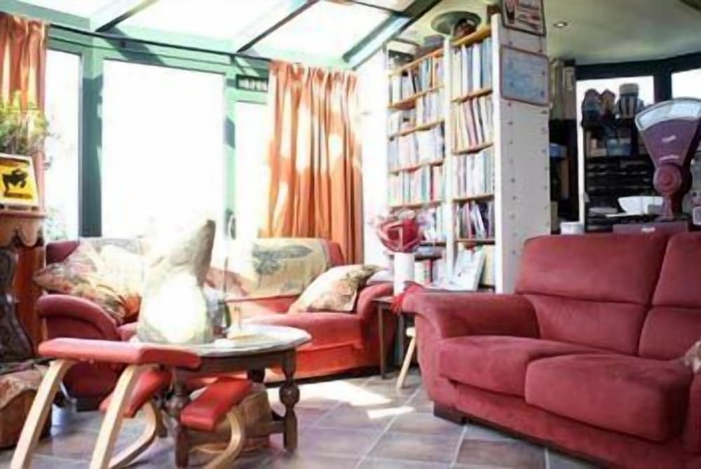 Photo 12