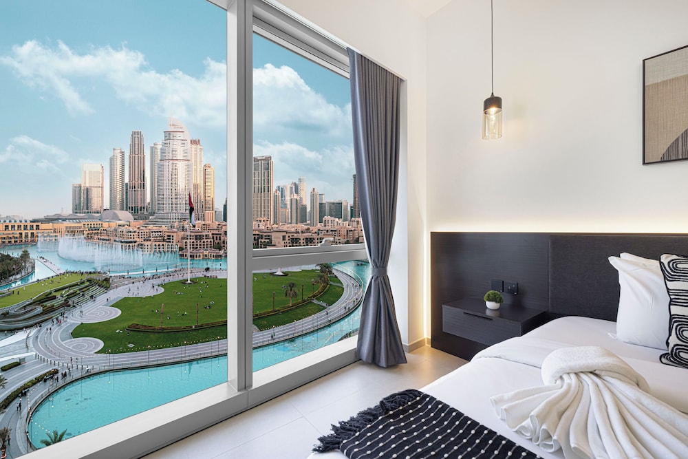 Grande Suites by Hostiva - Burj View