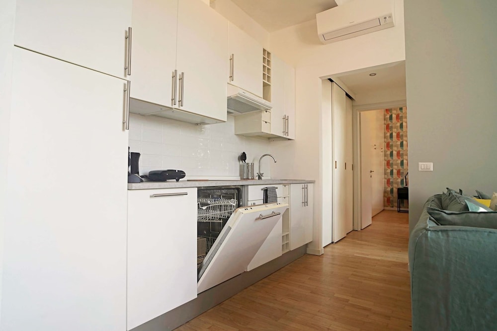 Solferino - Elegant 1bdr in Historical Building in Brera
