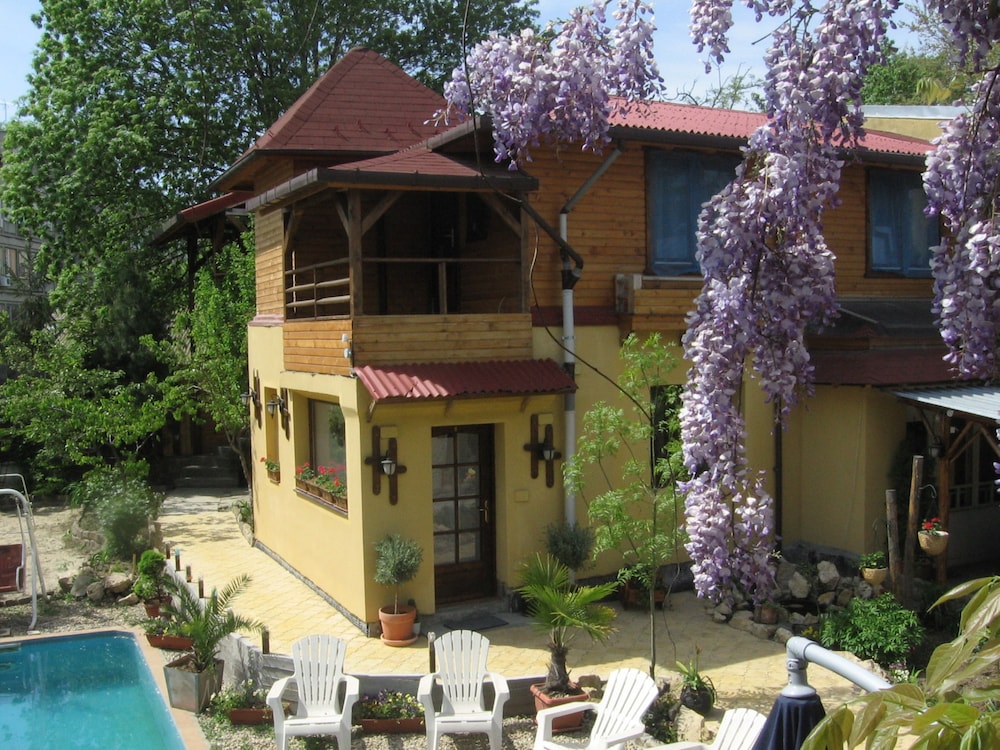 B&B Casa Mica Guesthouse