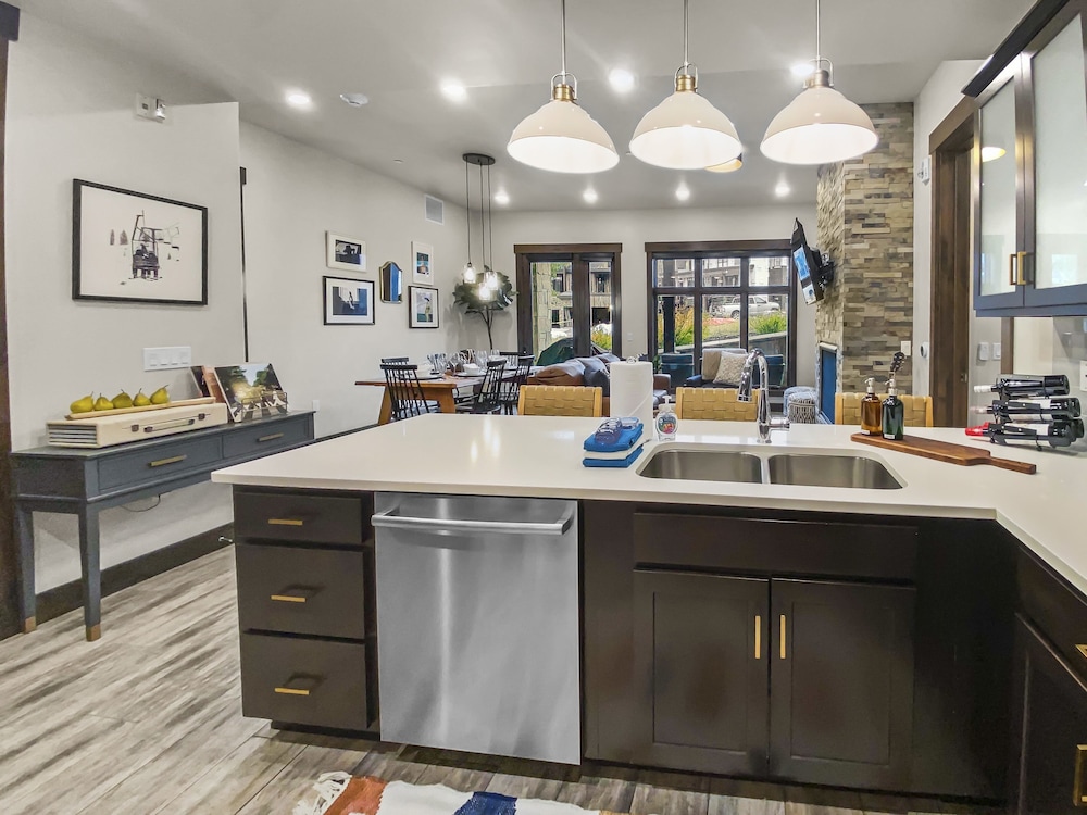 Park City Ski Resort Gems - Stunning Vacation Lodging