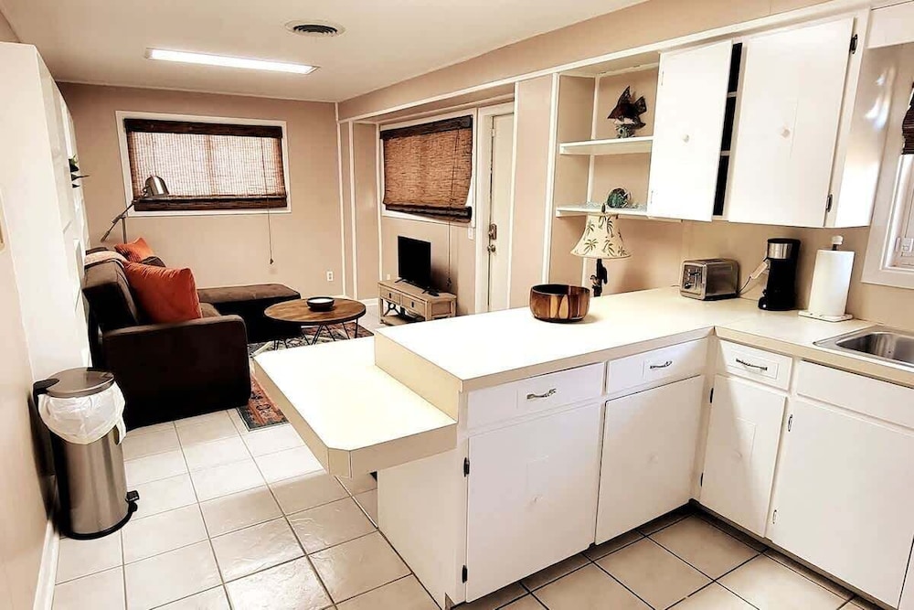 Madre Azul Bay House 3 Bedroom Home