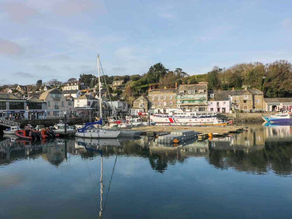 Hawker's Cove