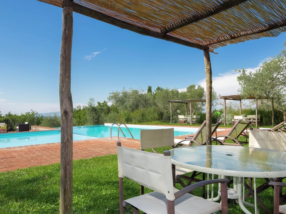 Romantic Farmhouse near Medieval Village of Montaione photo 3