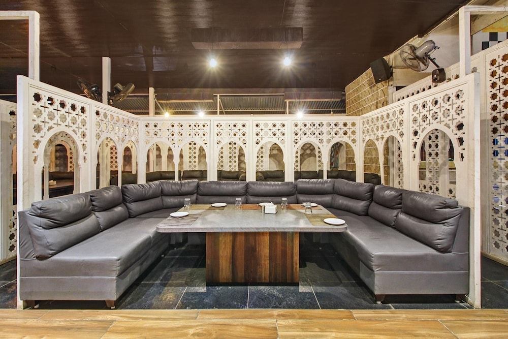 Super Townhouse Koregaon Park