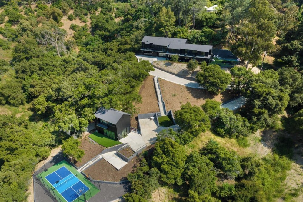 Oak Haven Sanctuary - Grand Estate With Pool, Guest House & Scenic Views