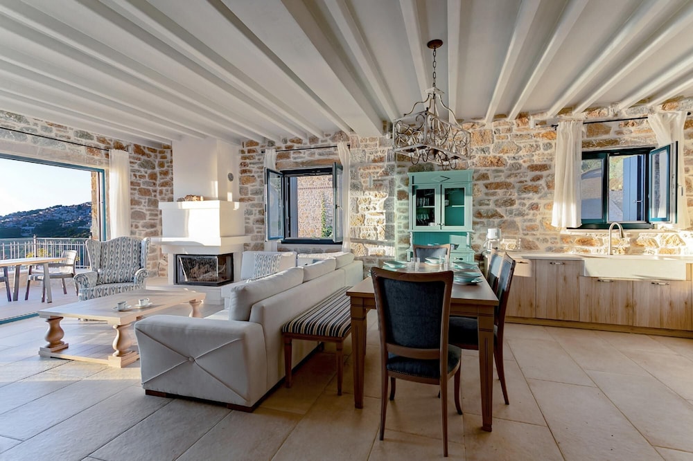 Rodon Luxury Villas Aria photo 5