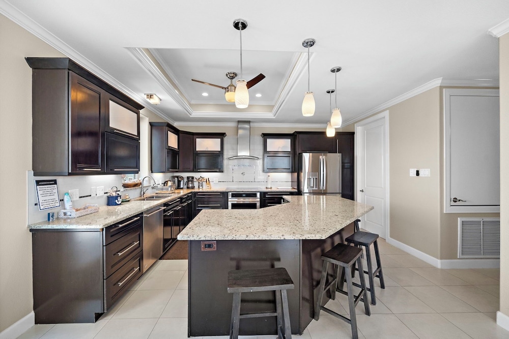Blue Marlin Bayfront Retreat by Ryson Vacation Rentals