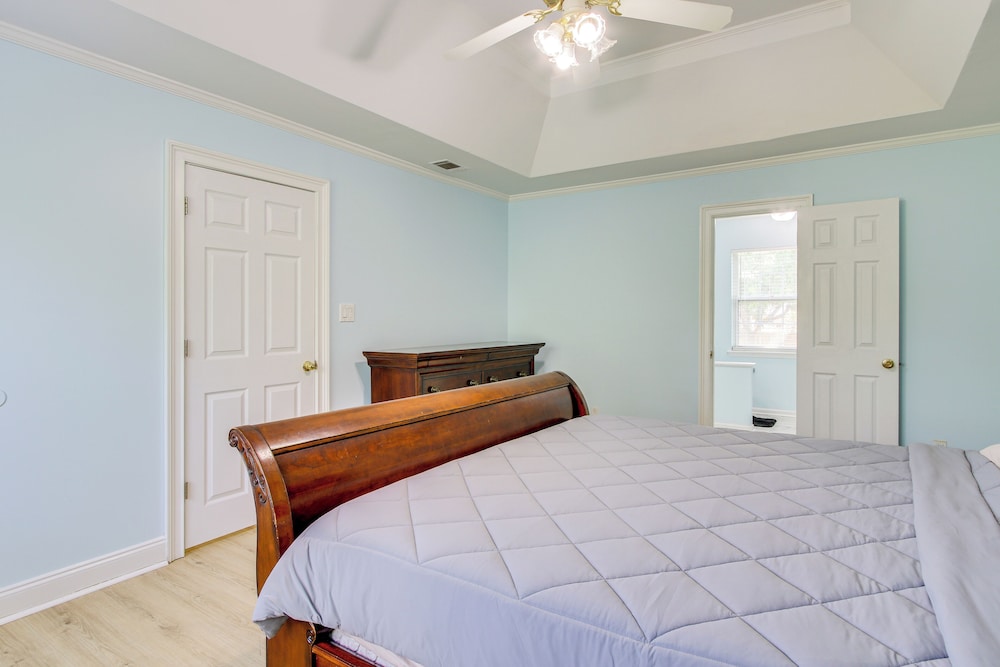 10 Mi to Augusta: Georgia Family Home w/ Yard