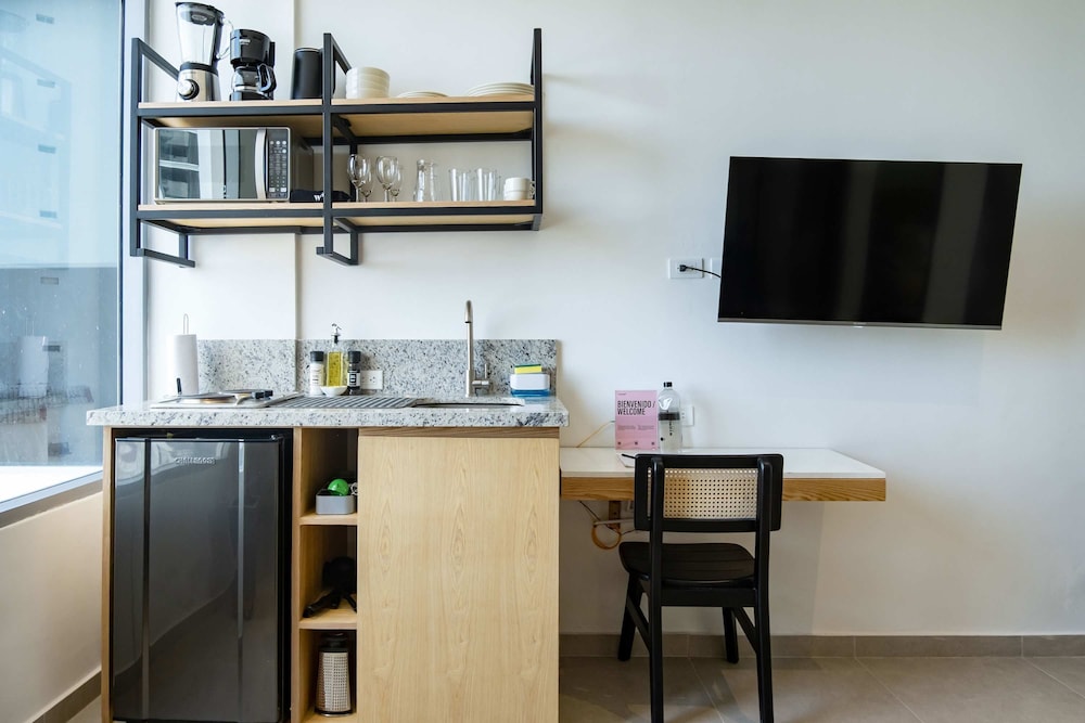 w Comfy 2BR w Beautiful Terrace in CTG
