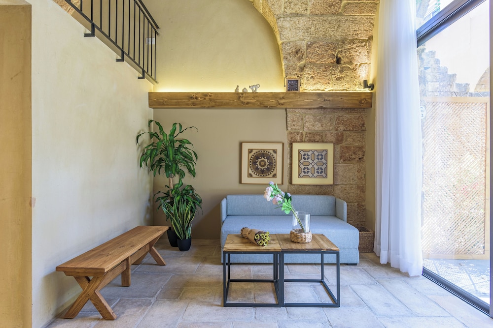 Casa Batroun Lofts