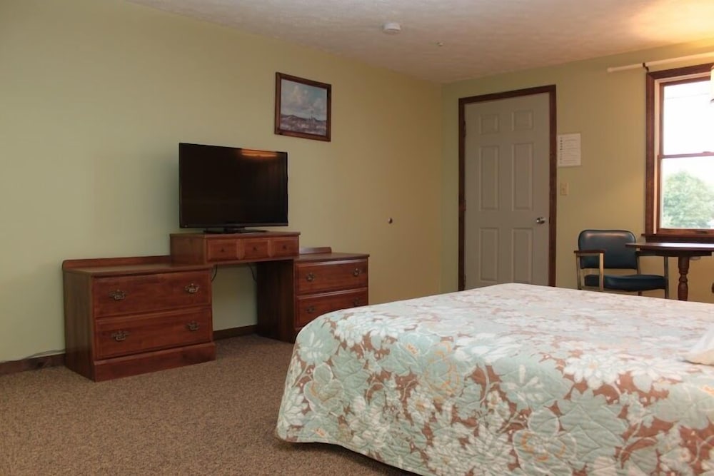 The Villager Motel