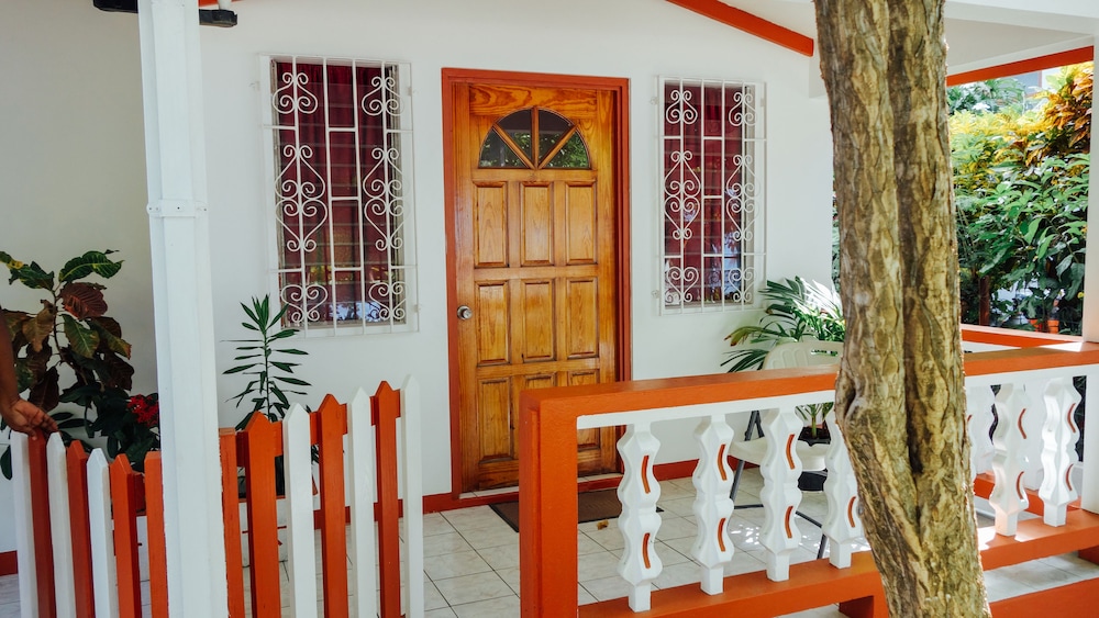 Scraper's Guest House