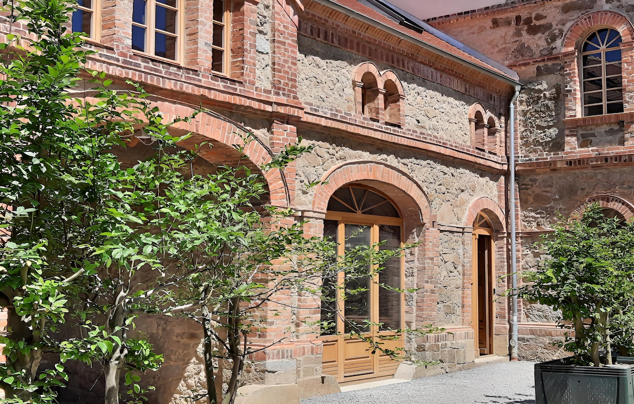 Denkmalgeschütztes Rittergut Hexenburg
