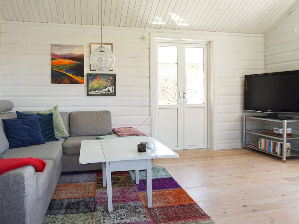 4 Person Holiday Home in Grundsund view 2