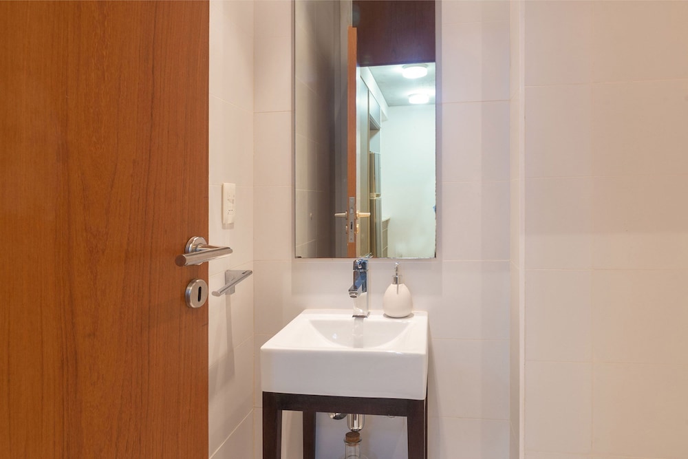 Oceana Suites Be House