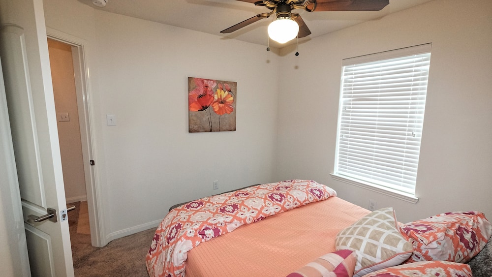 3Bdrm 2Bath 5Beds - IAH Airport, Humble