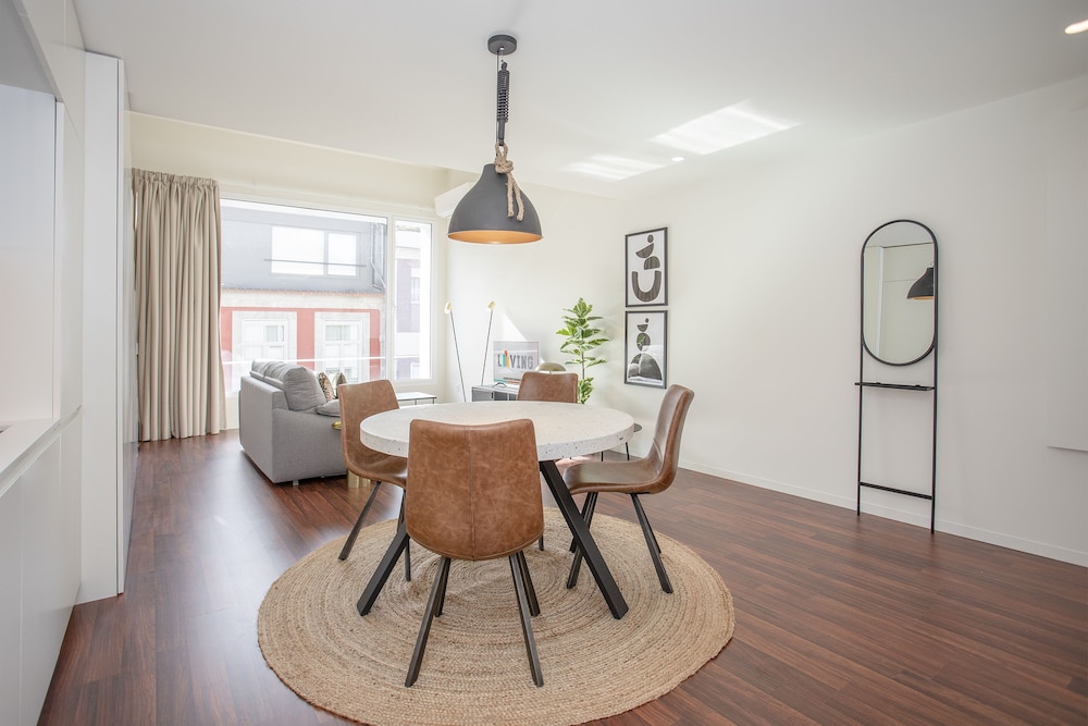 Liiiving - Luxury Gallery Apartment I