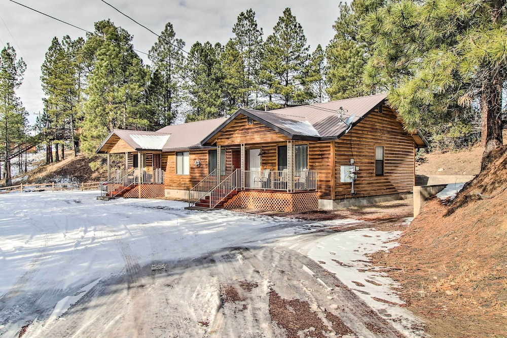 Alpine Arizona Cabin Rental w/ Gas Grill!
