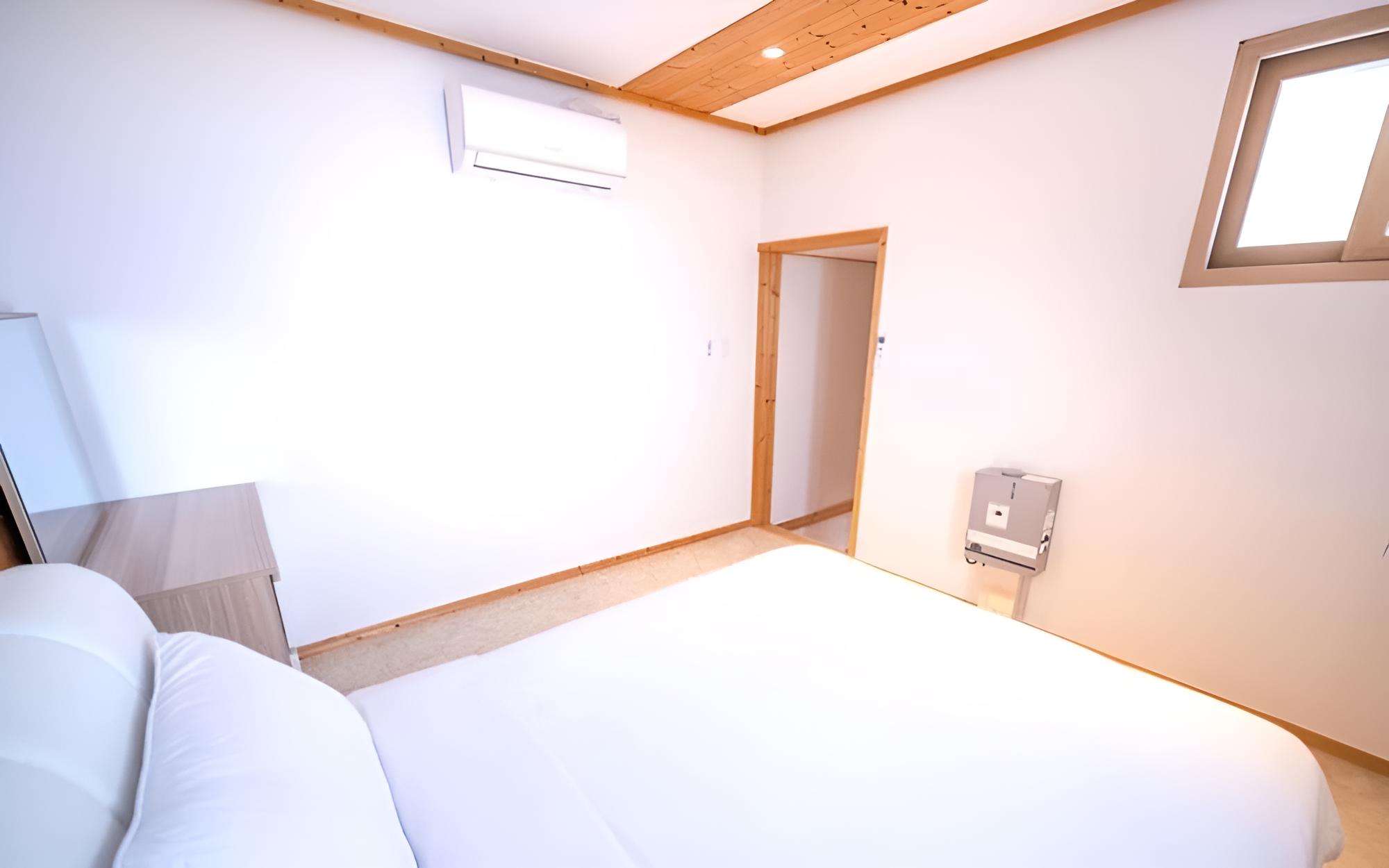 Namhae Macaron Pension view 5