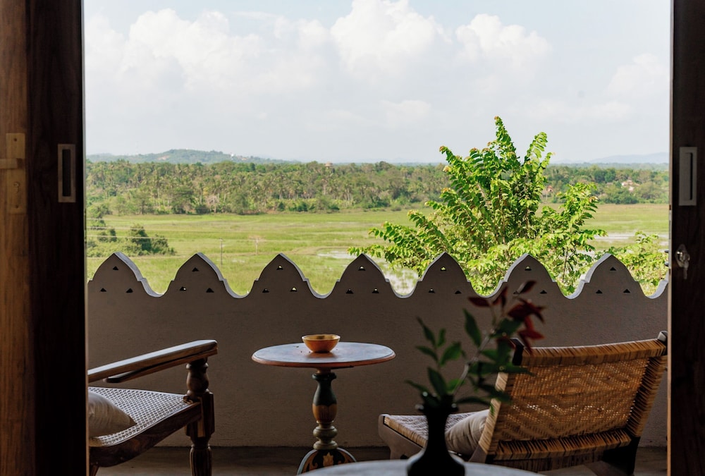 Villa Monkey House