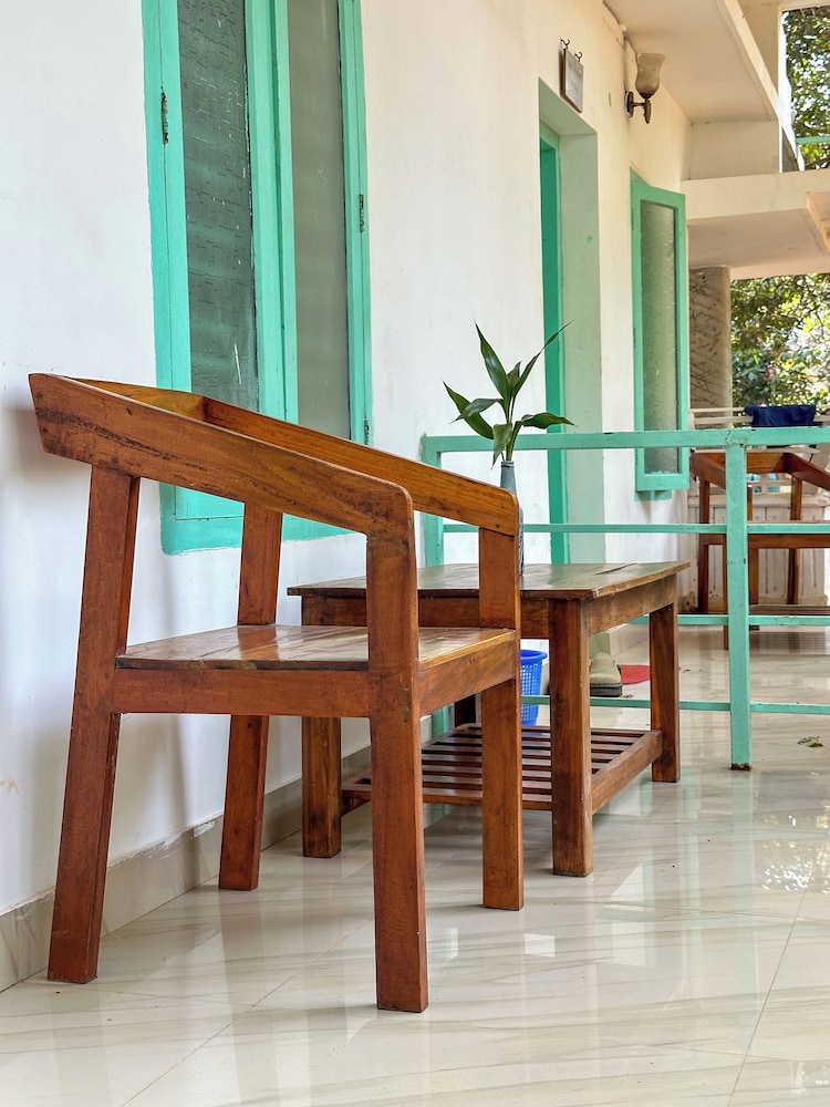 Molly's Hostel