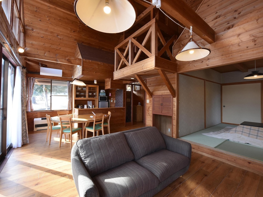 Azumino Wan Wan Paradise Cottage