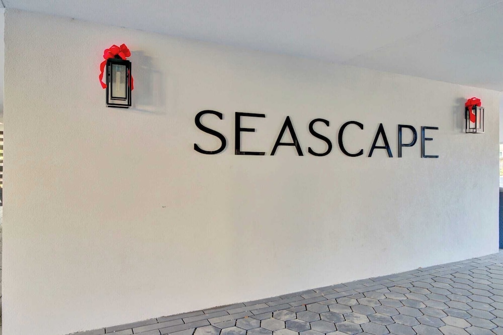 513 Seascape by Avantstay Oceanfront Home w/ Amazing Views & Community Pool Access