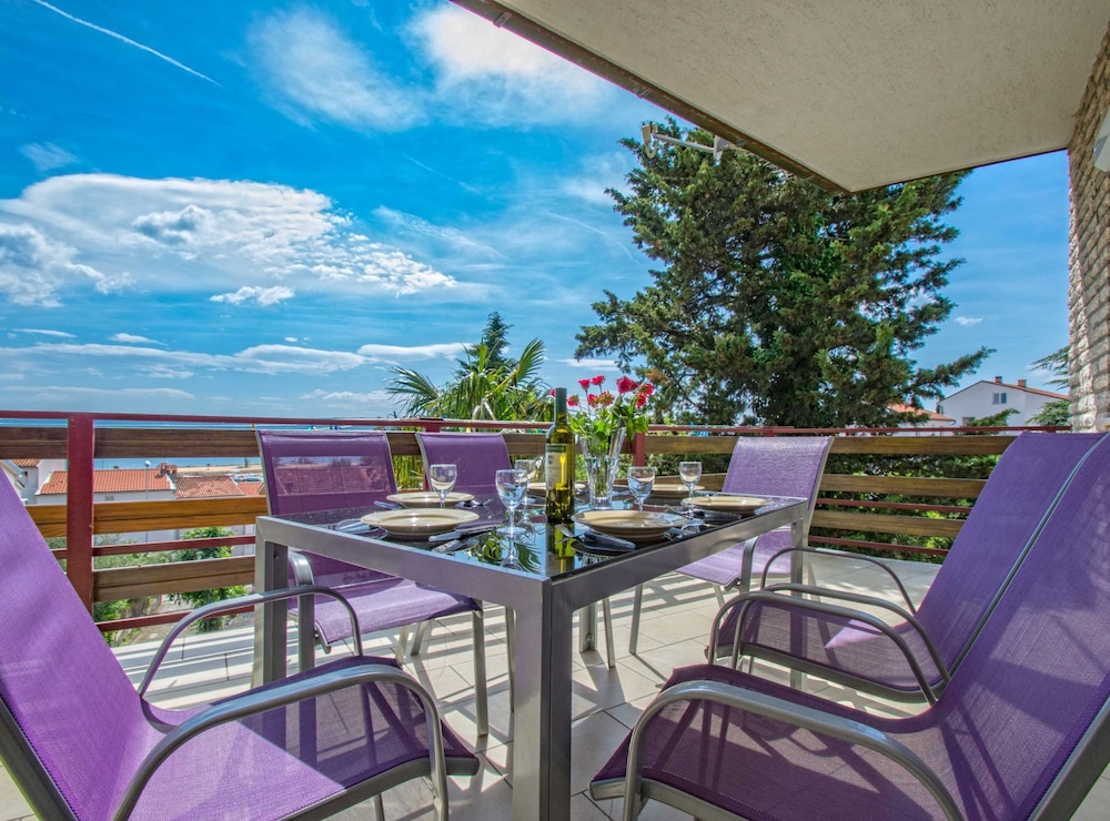 Contemporary Crikvenica Apartments With Private Parking