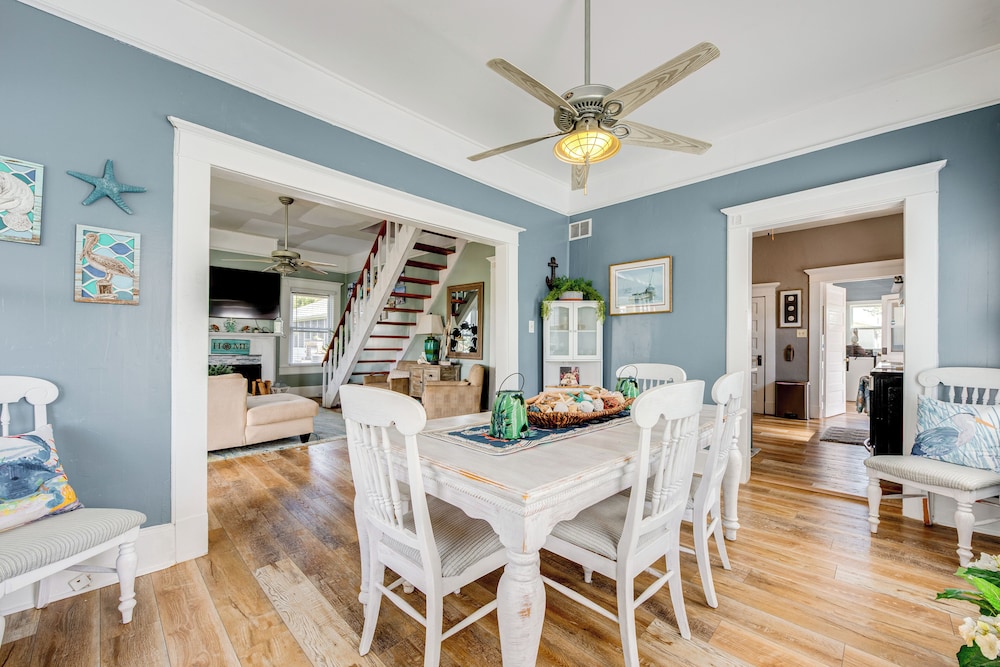 Fish & Kayak: Home Near Shell Point Beach!