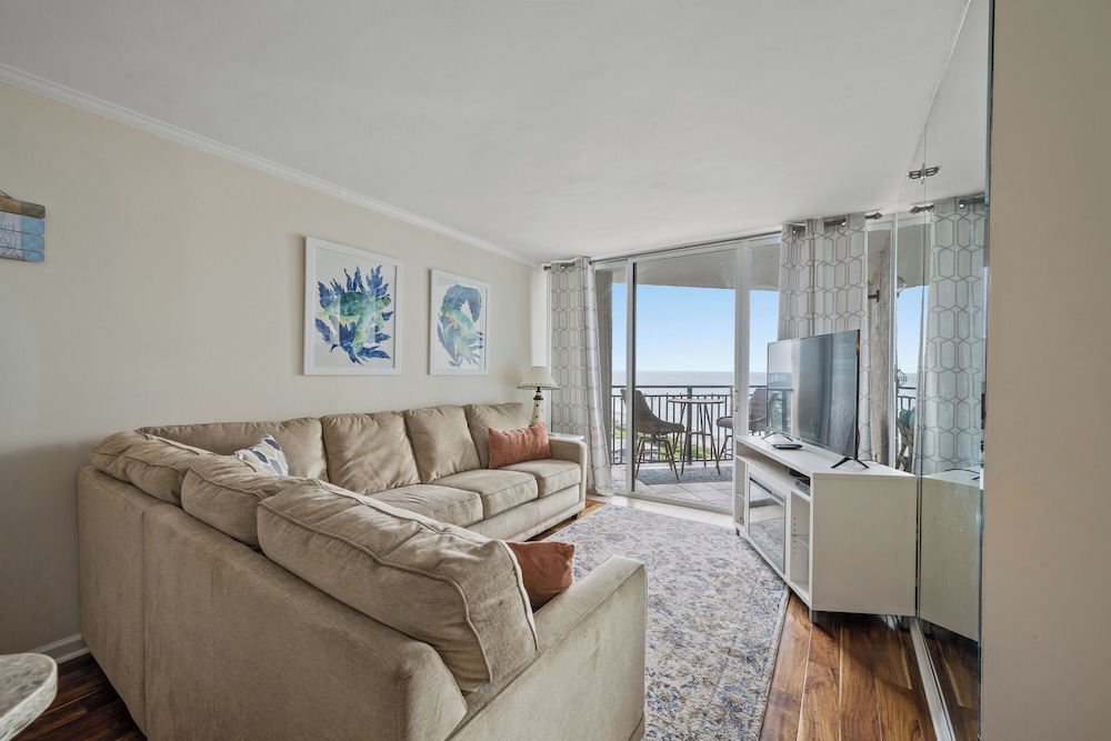 Units at Ocean Forest Plaza by Elliott Beach Rentals