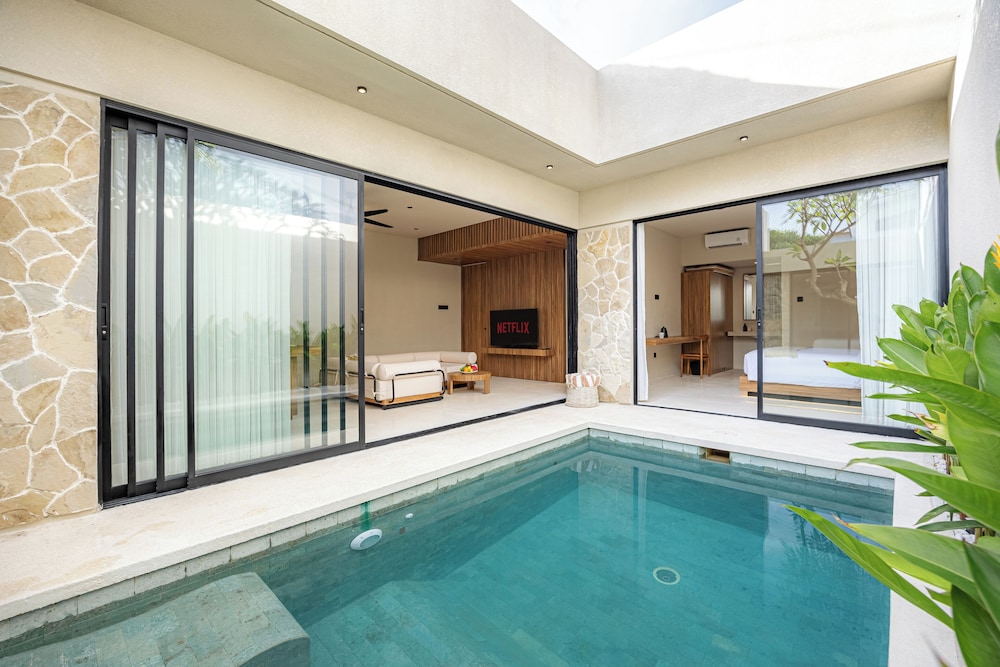 Anavia Private 3BR Villa Canggu