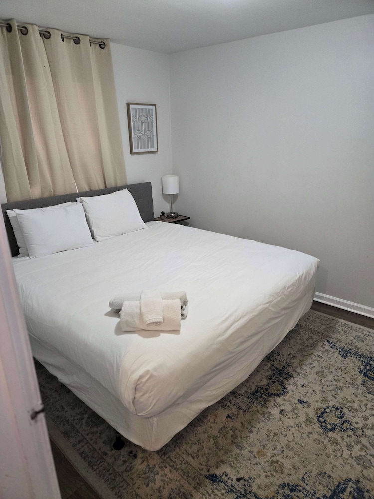 Rose Drive Roost 2