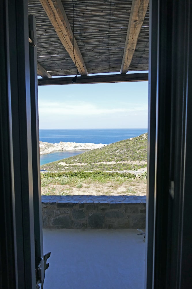 Serifos Houses Aghios Sostis