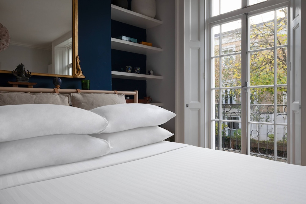 Aubrey Walk by Onefinestay