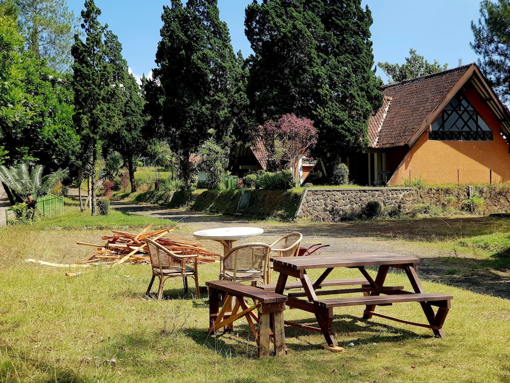 Argapuri Jungle Resort