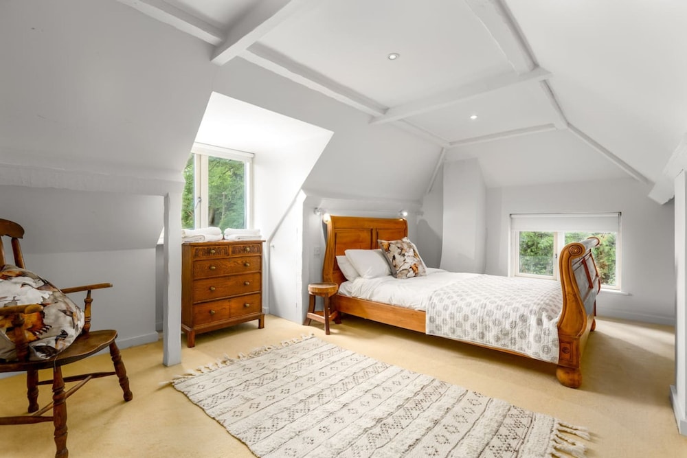 The Copse - From 1100 Per Night