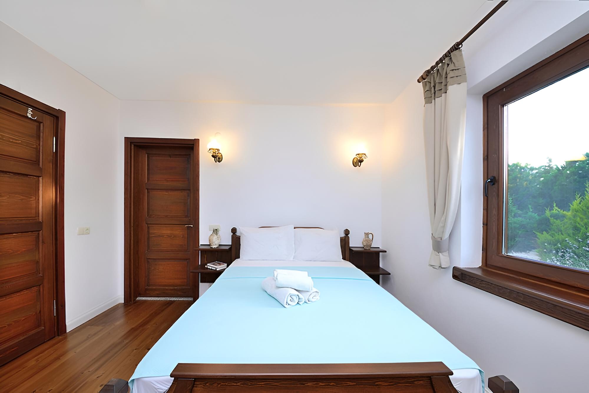 Serene House in Bozcaada view 3