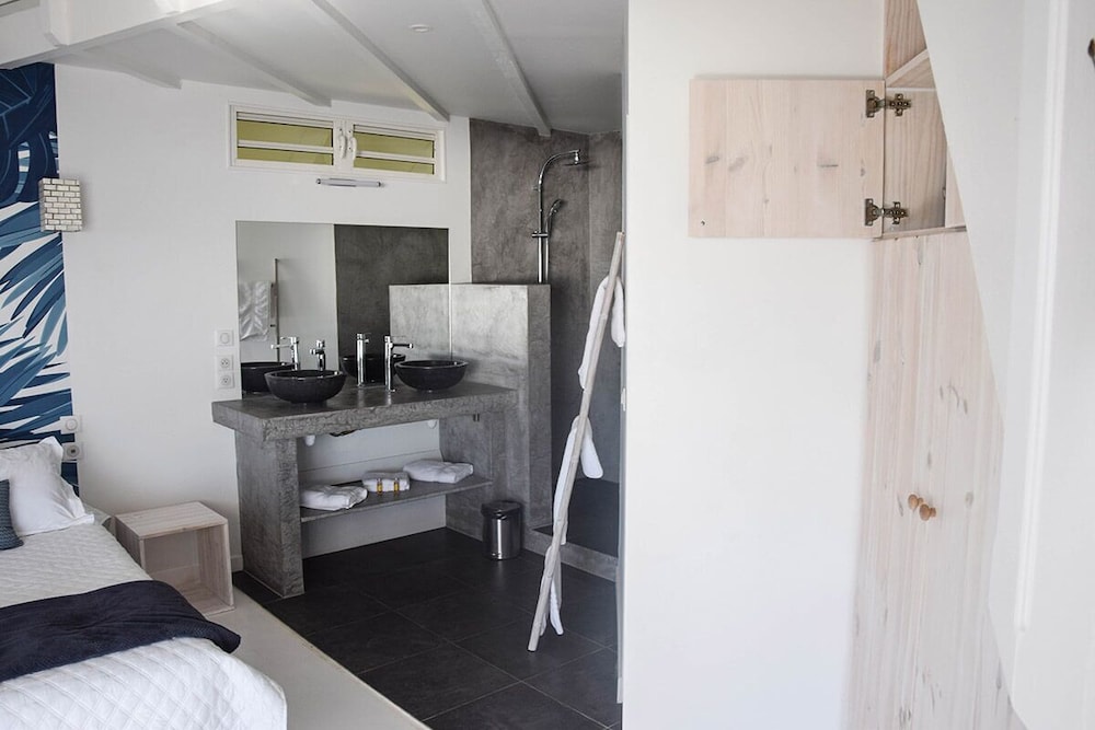 Ninamu Pearl Guest House