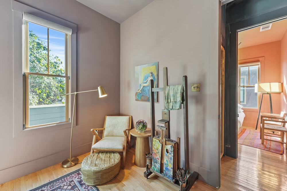 Ebb and Glow Retreat by Ryson Vacation Rentals