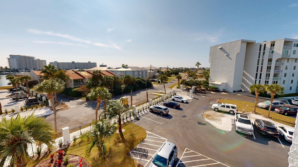 Dolphin Point 406b 2 Bedroom Condo