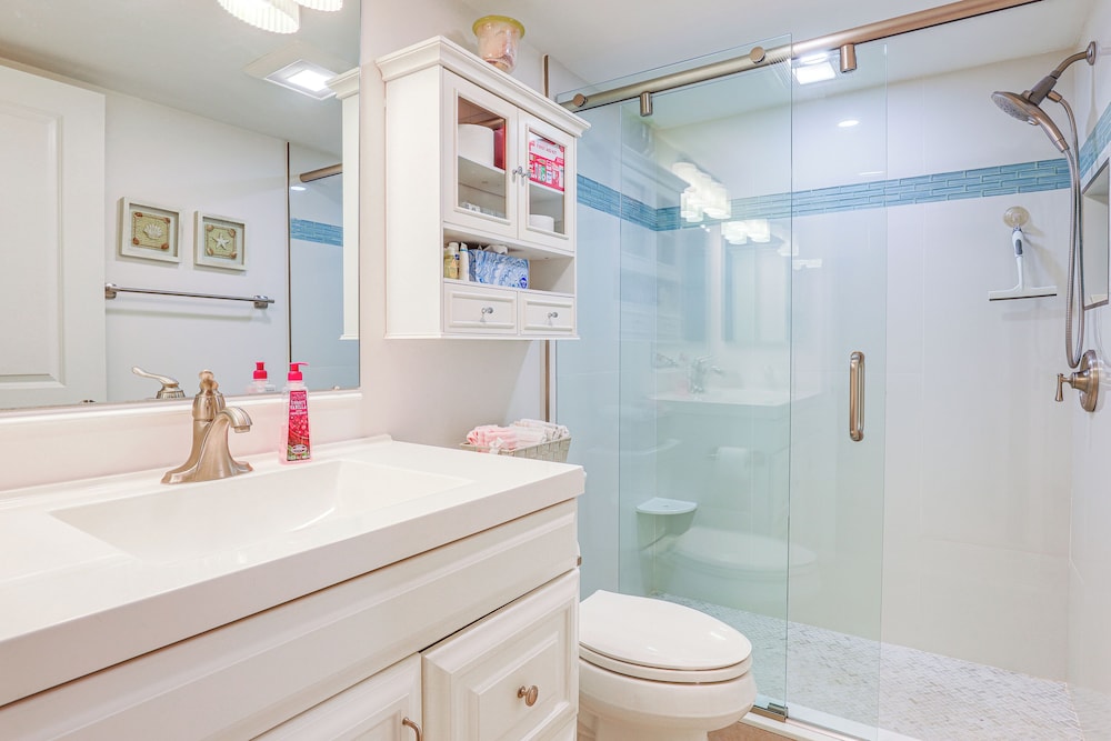 Pool, Golf & Beach Access: Fort Pierce Condo!