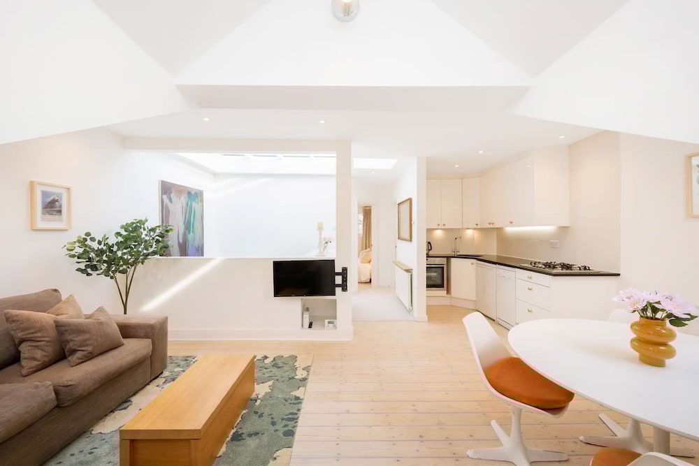 Luxury Penthouse in Maida Vale With Fast Wi-fi