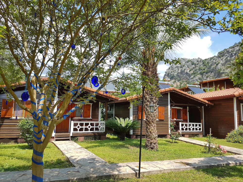 Canada Otel & Bungalovlar - Image 63
